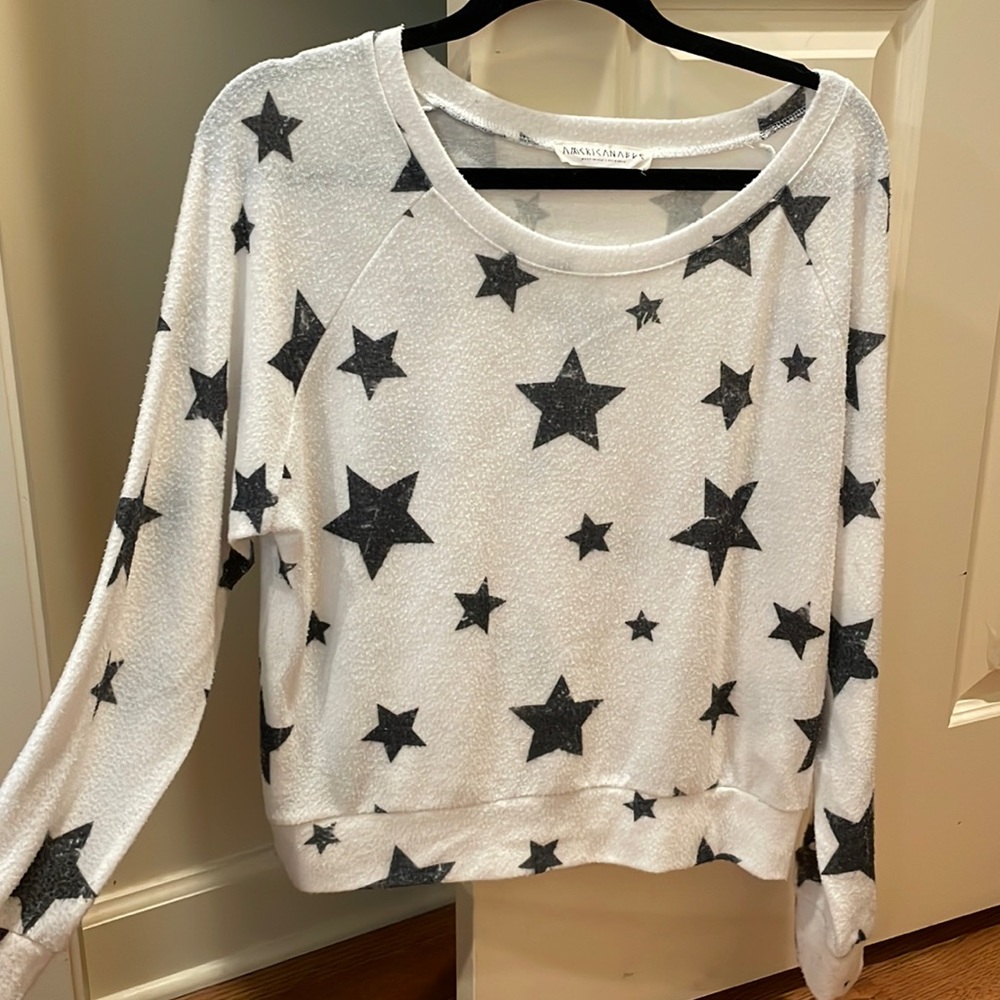 Star lightweight sweater